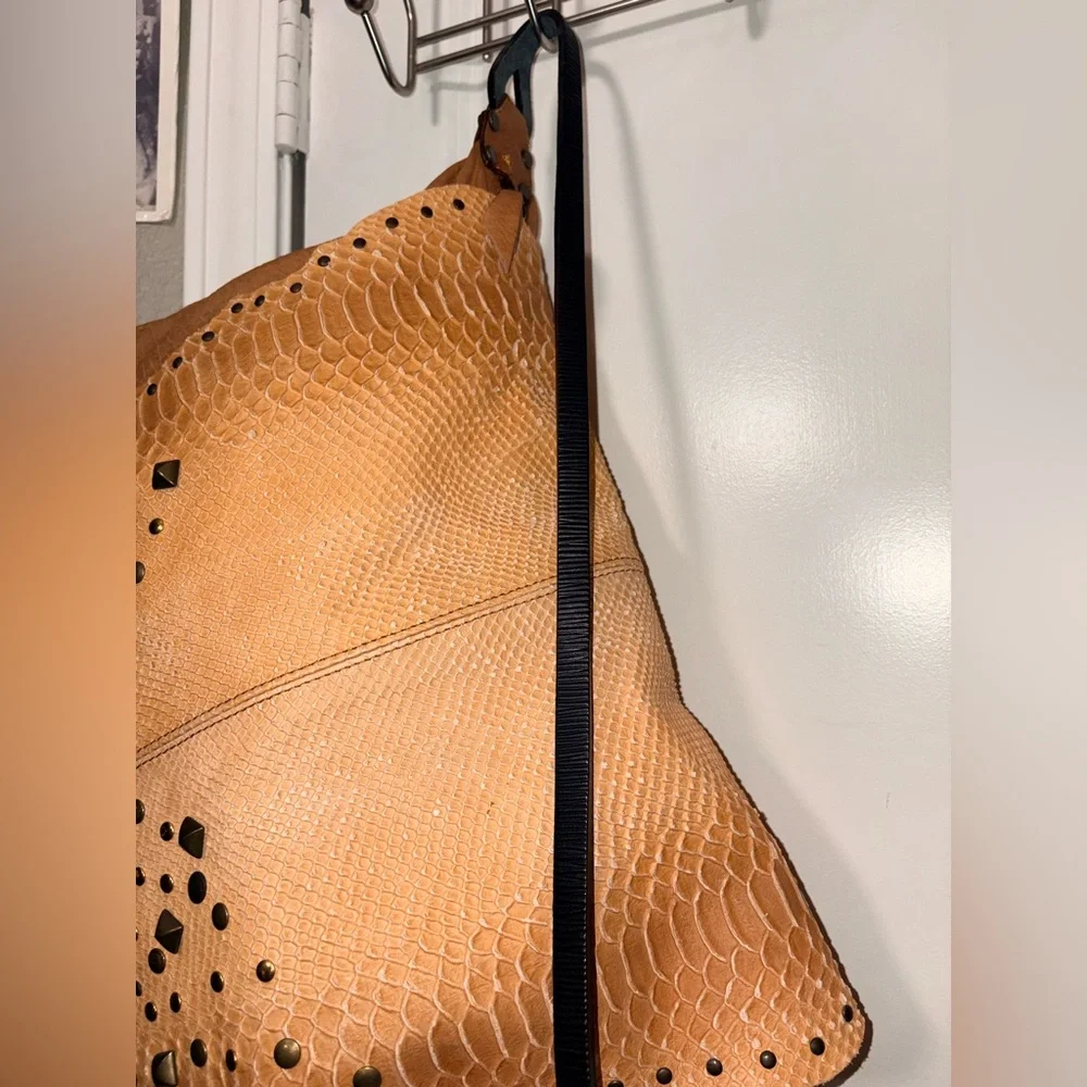 NWT Caterina Lucchi Large Studded Leather Hobo - Moro/Beige - Italy - Picture 11 of 16